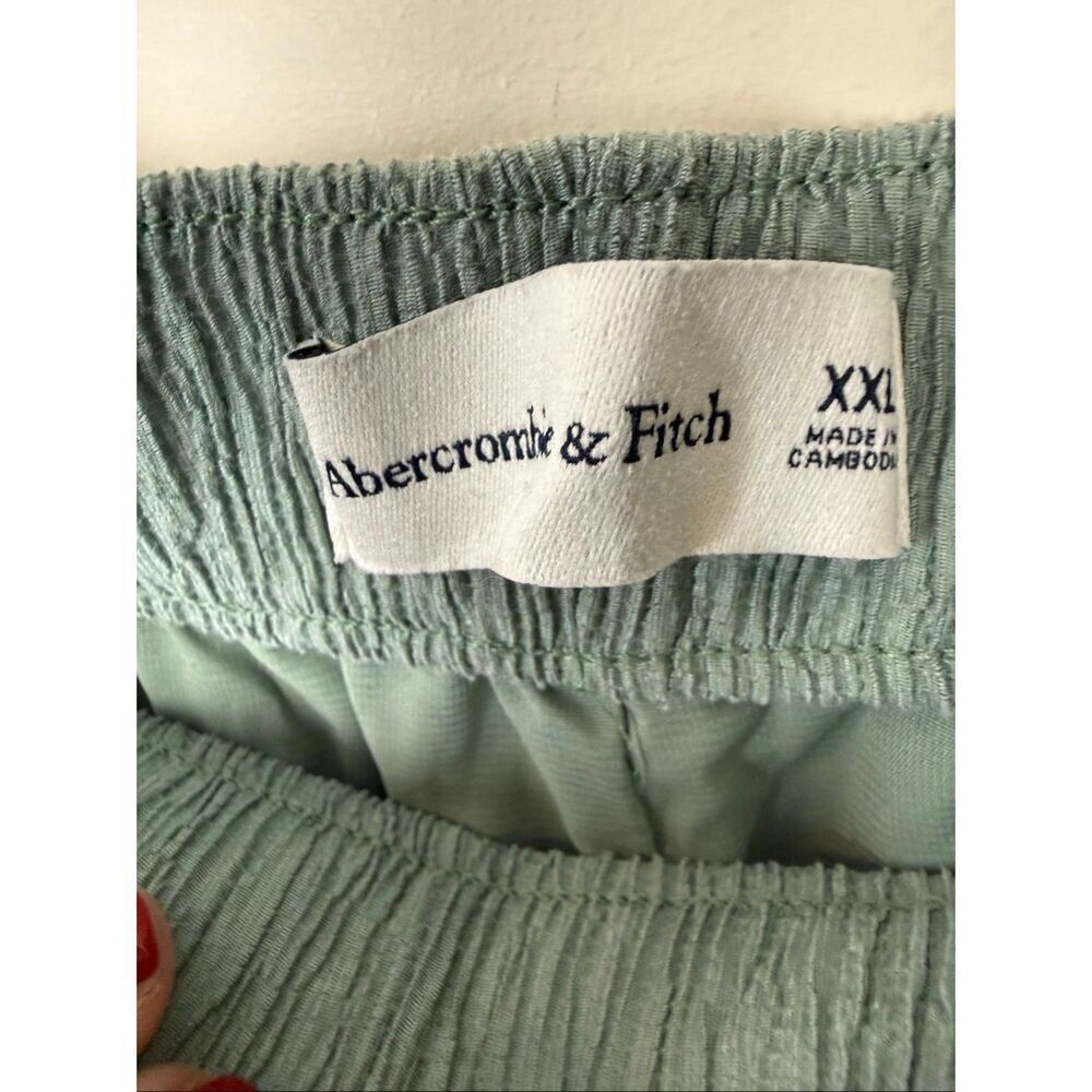 Abercrombie & Fitch Sage Green Ultra High Rise Ultra Wide Leg Crinkle Pants XXL - Picture 3 of 6